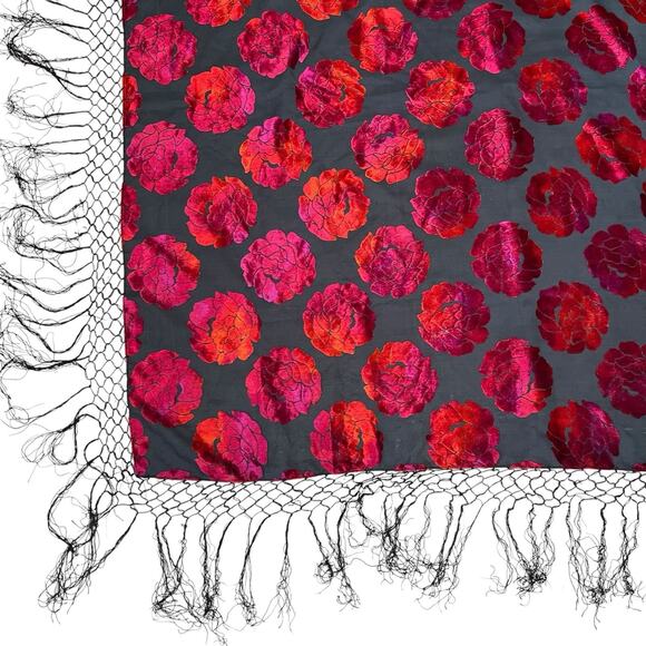 Vintage 90’s/Y2K Burnout Velvet Fringed Floral Piano Shawl - Picture 8 of 9